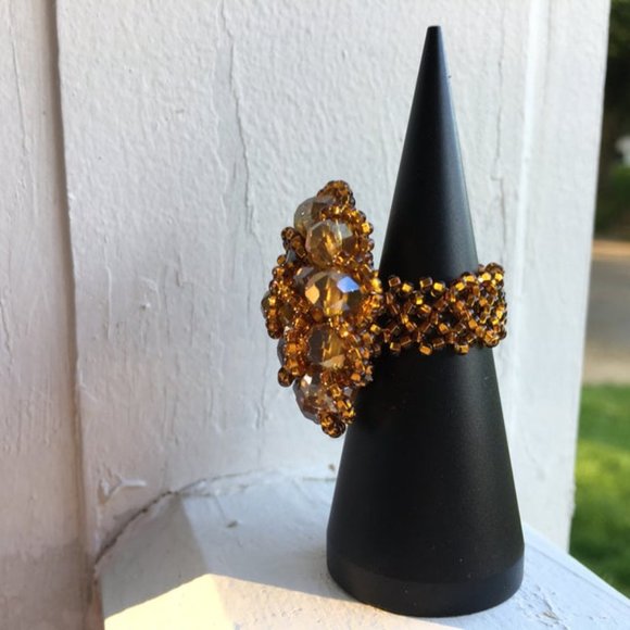 Handmade Mexican Huichol Bead Flower Ring - Picture 3 of 4